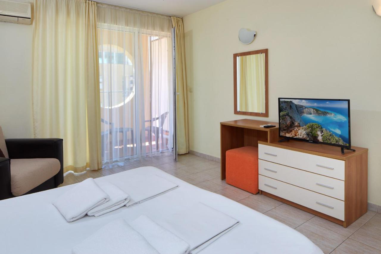 Pollo Resort Pantai Sunny Luaran gambar