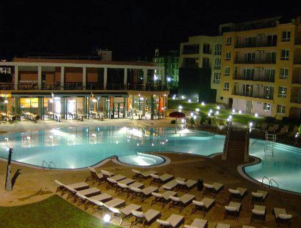 Pollo Resort Pantai Sunny Luaran gambar